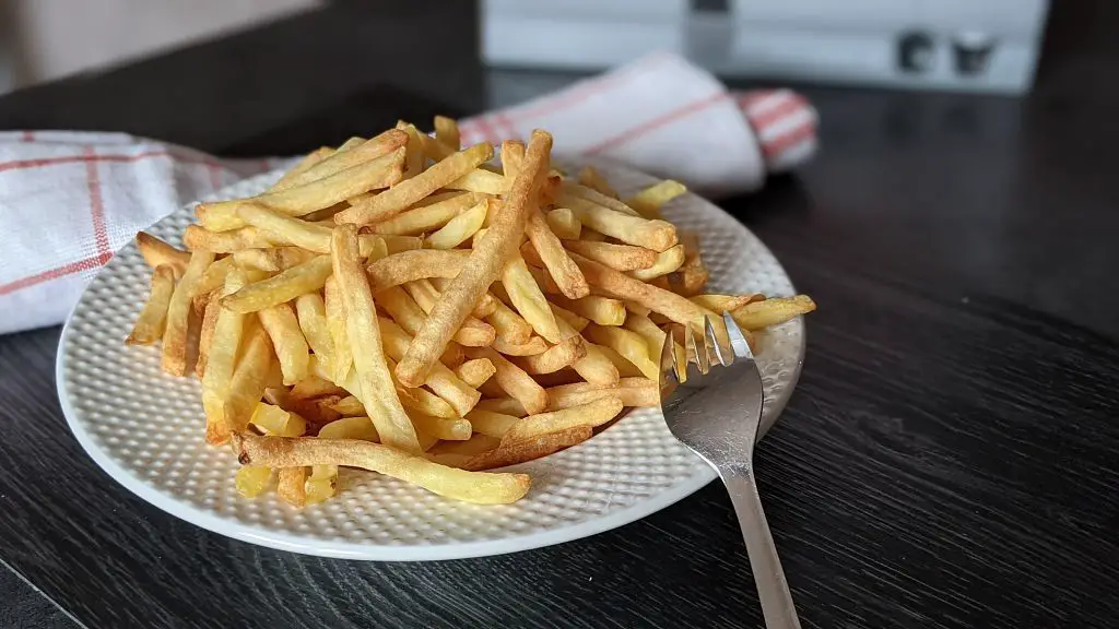 assiette de frites extra crisp